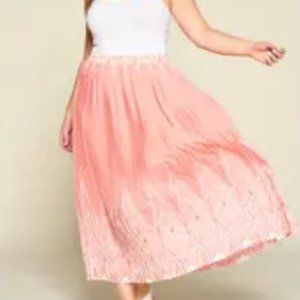 Pleated Maxi Skirt - Curvy